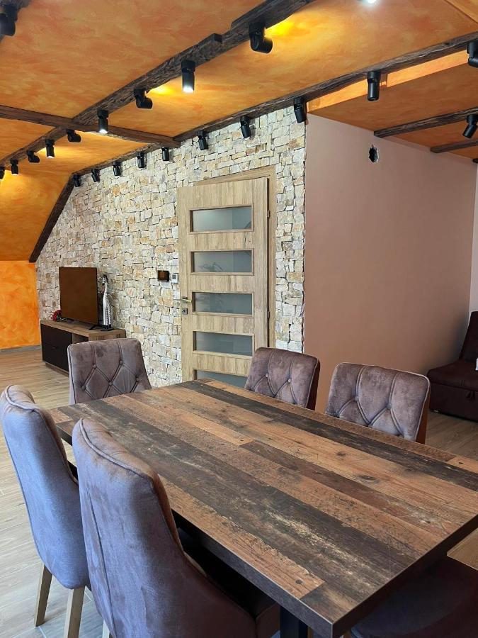 Motel Pizzeria Actros Nova Topola Exteriör bild