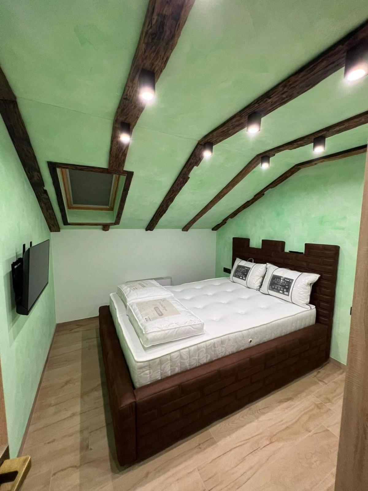 Motel Pizzeria Actros Nova Topola Exteriör bild