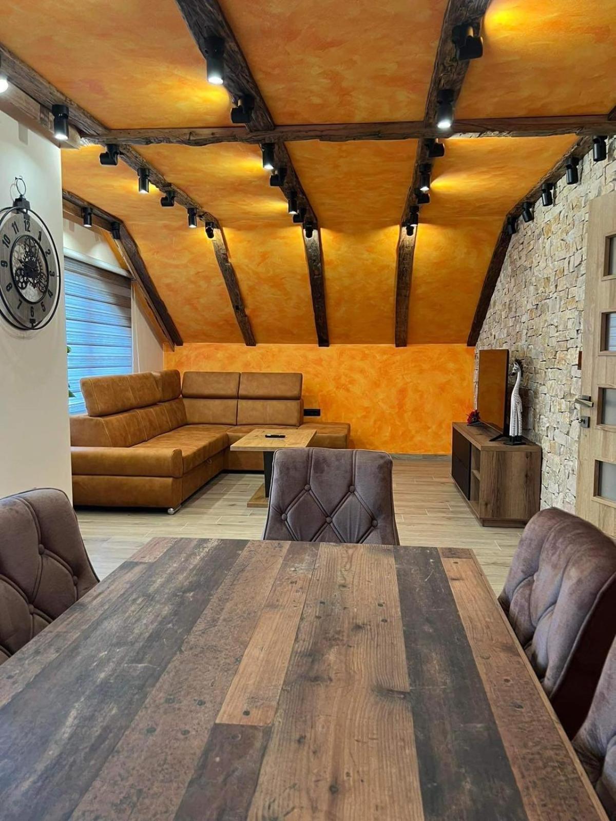 Motel Pizzeria Actros Nova Topola Exteriör bild